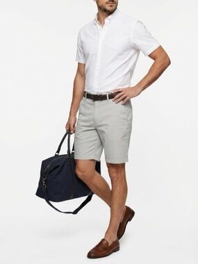 Peter Millar Light Gray Flat-Front Shorts #golfwear #golf #dressshorts #millar
